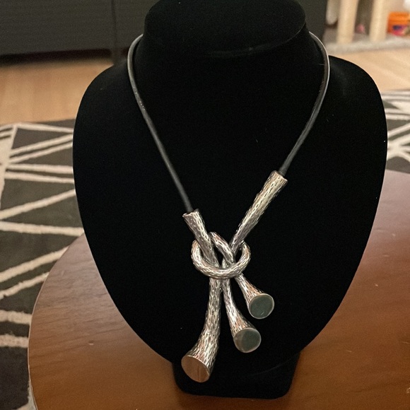 Statement necklace - Picture 5 of 7